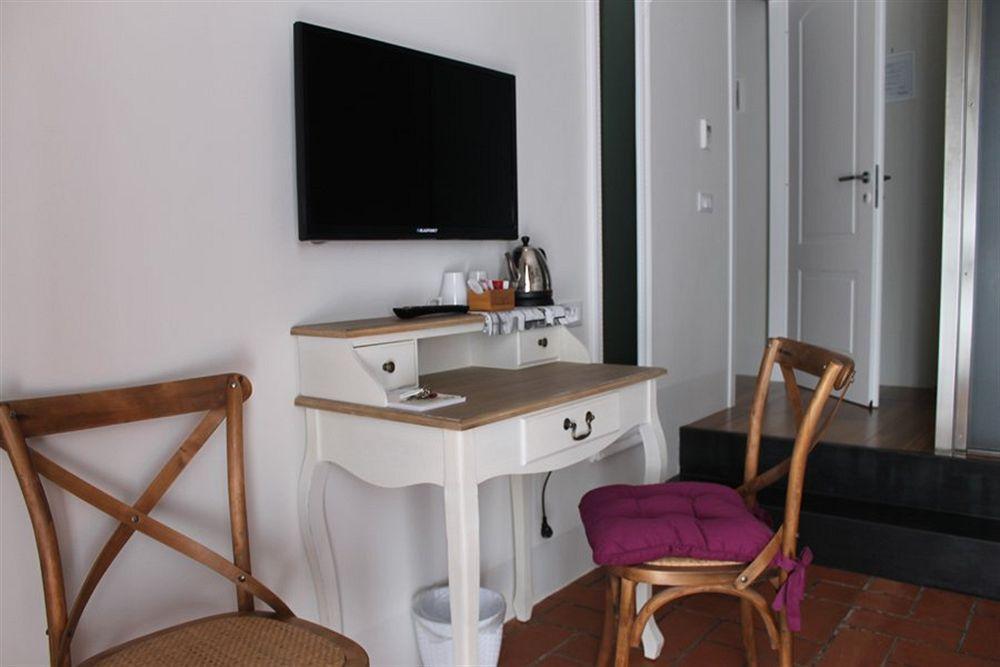 5 Rooms Apartment For 7 People Near Coloseum Рим Экстерьер фото