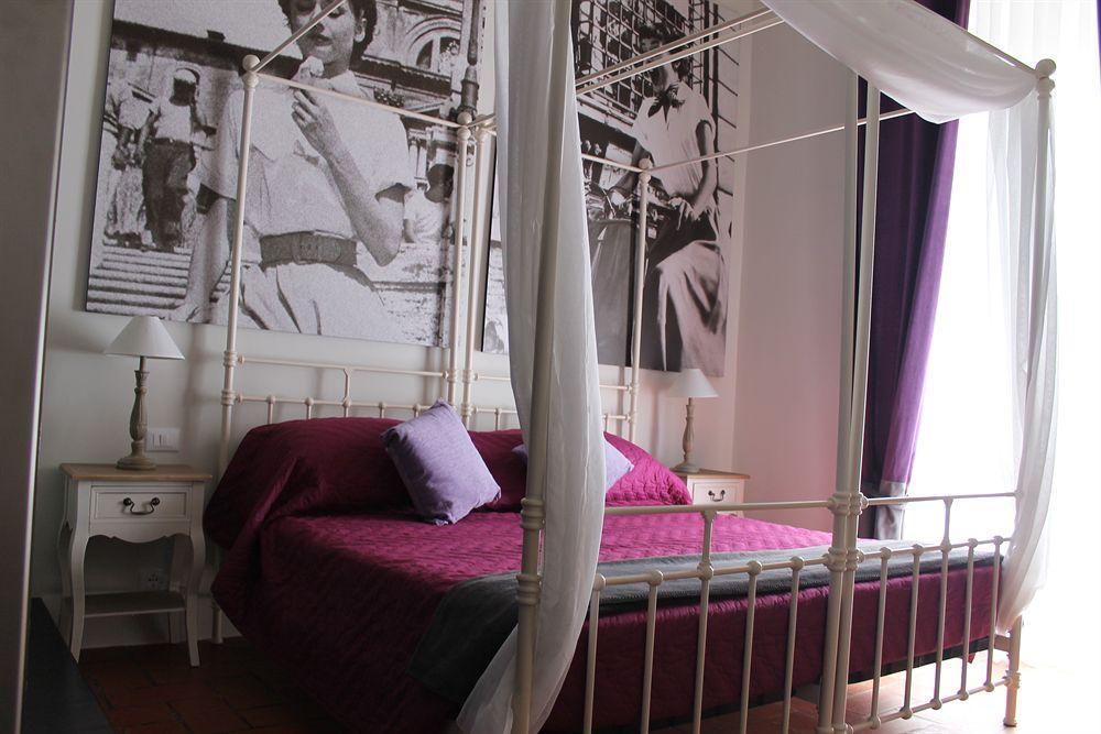 5 Rooms Apartment For 7 People Near Coloseum Рим Экстерьер фото