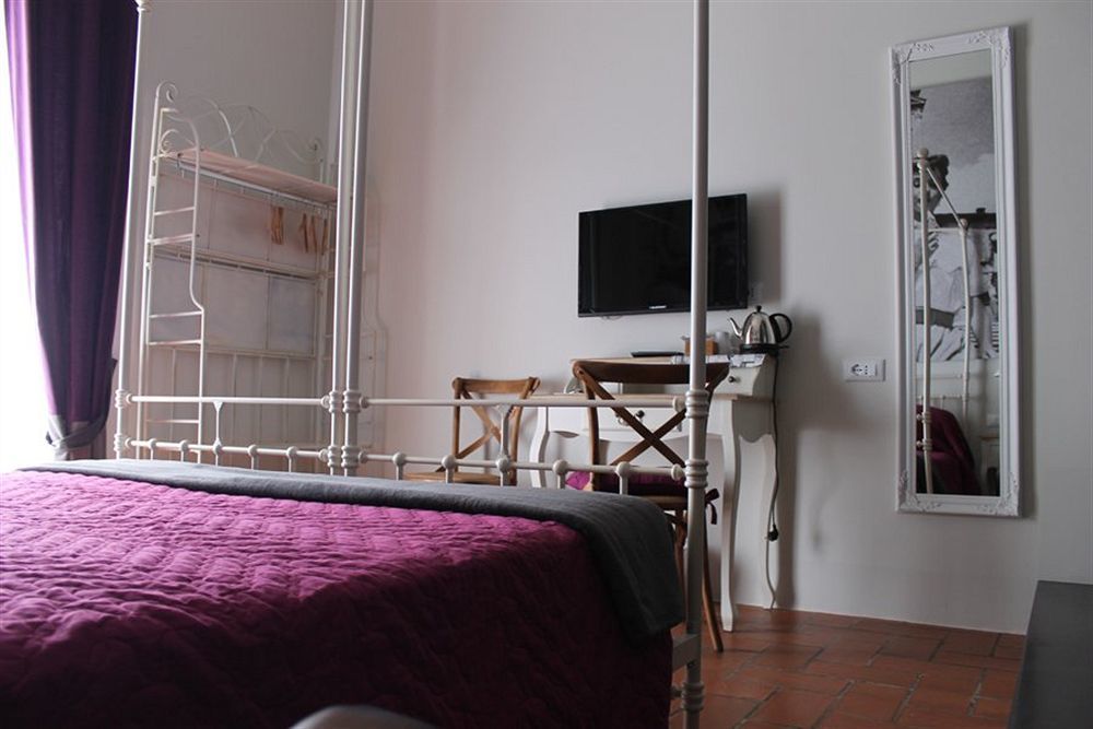 5 Rooms Apartment For 7 People Near Coloseum Рим Экстерьер фото