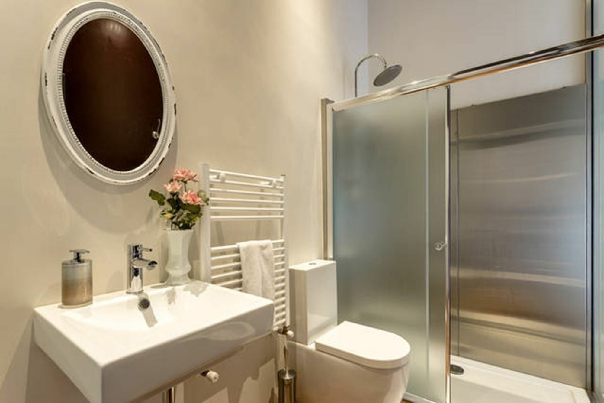 5 Rooms Apartment For 7 People Near Coloseum Рим Экстерьер фото